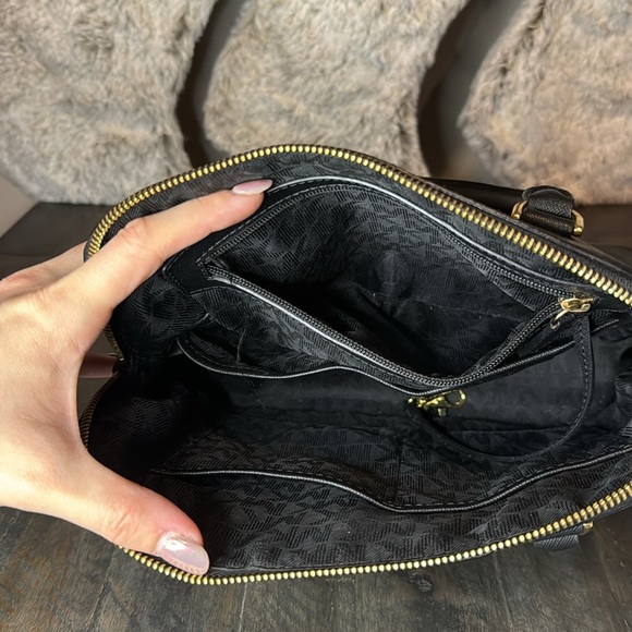 Michael Kors Studded Cindy Medium Dome Satchel WITH DUST BAG - Picture 7 of 8